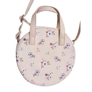 NEW TIME & TRU FLORAL IVORY ROUND HANDBAG